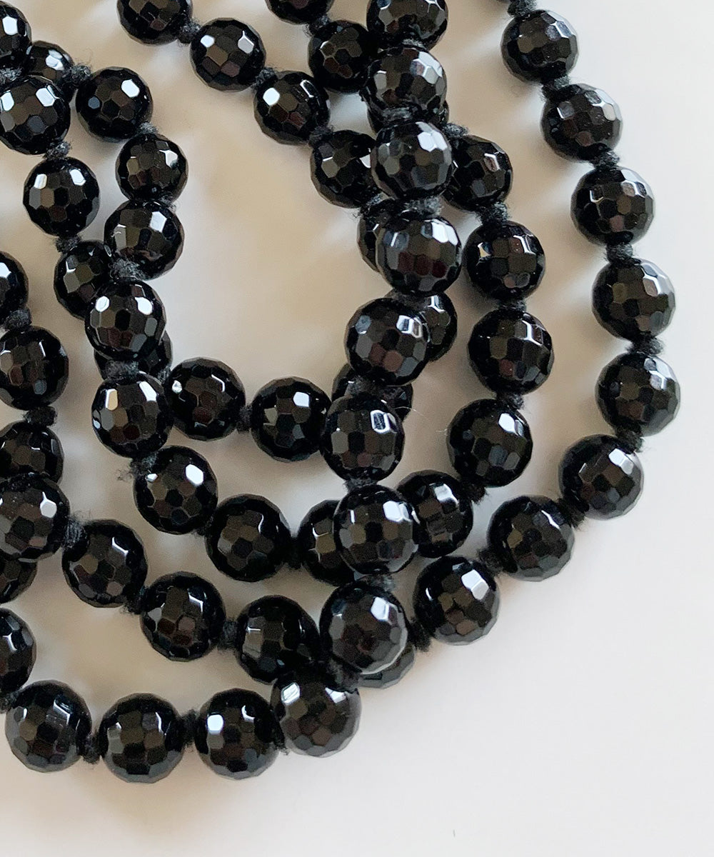 ロングネックレス