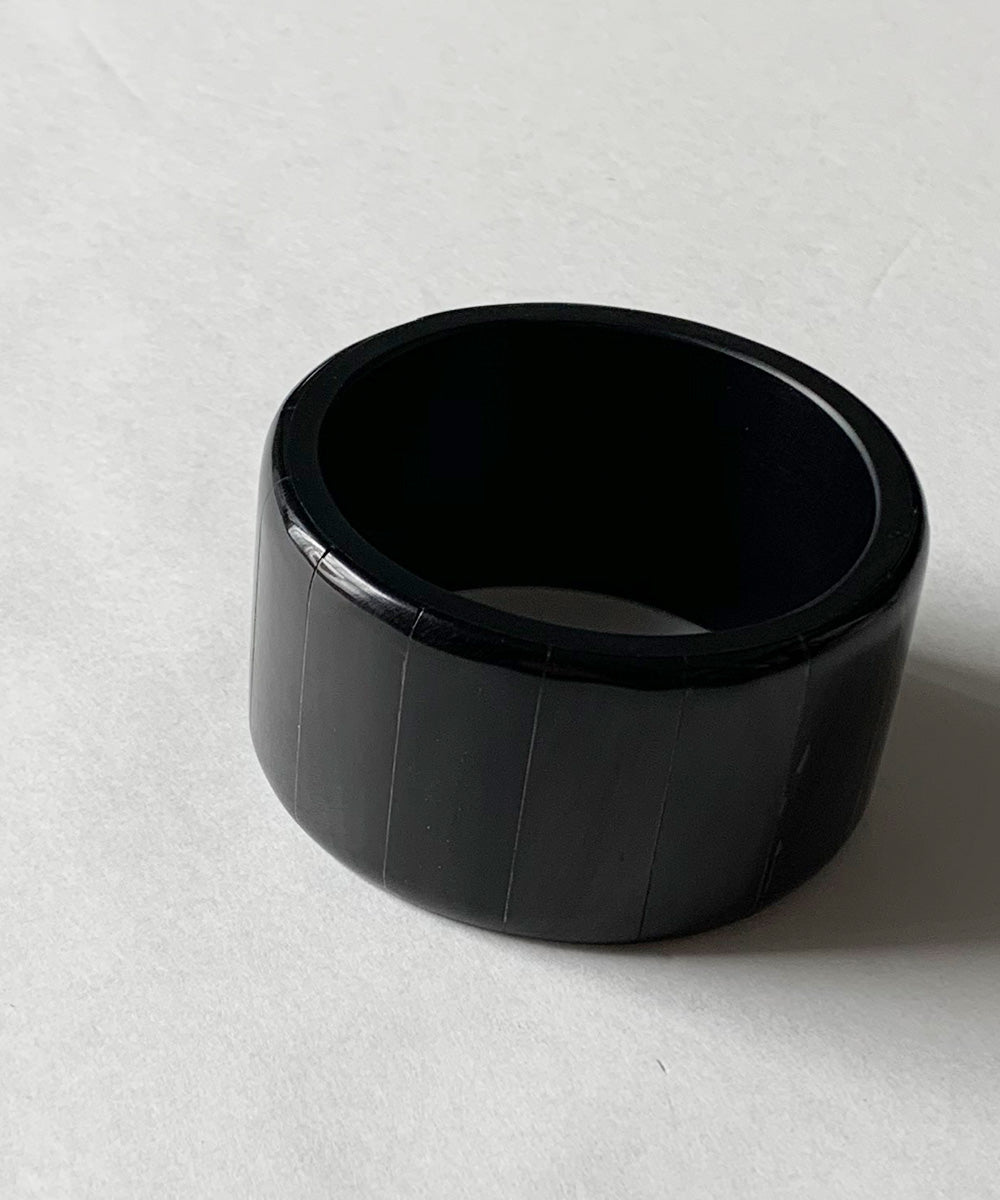 PATCH HORN CUFF / FLAT SHAPE ( BLACK GROSS)