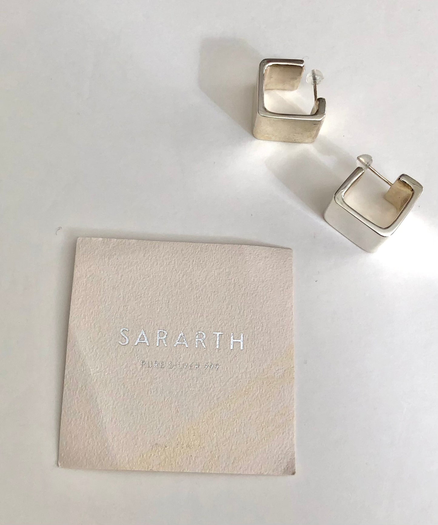 CUBE PIERCED EARRINGS - PURE SILVER 999