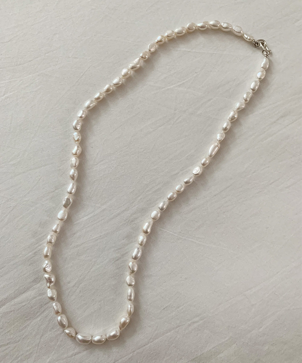LONG PEARL NECKLACE