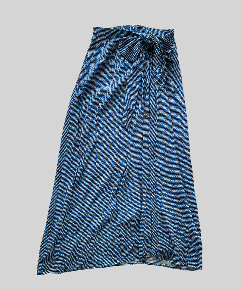 DEVEAUXスカーフプリントスカート(blue)