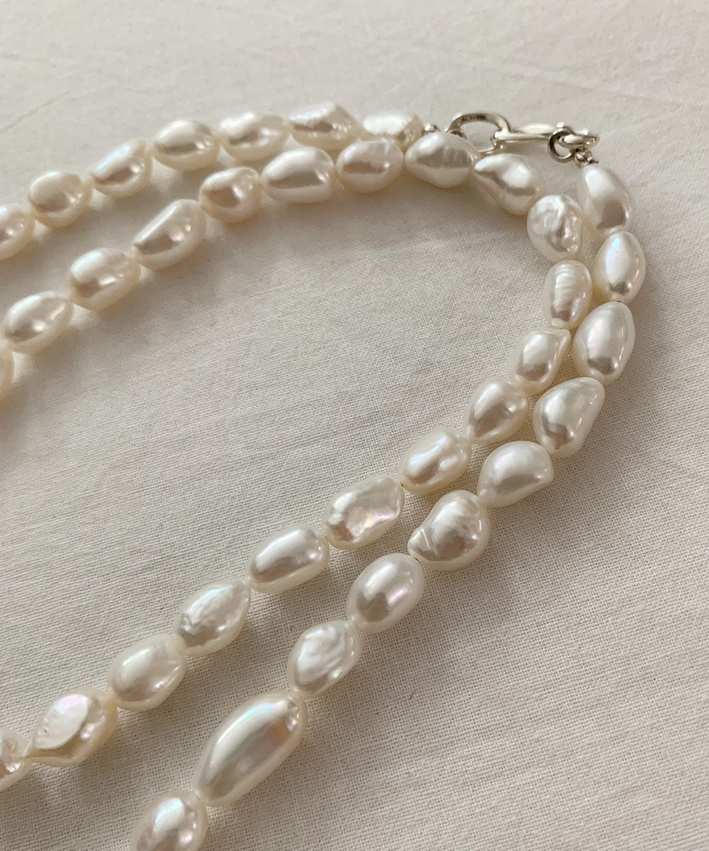 LONG PEARL NECKLACE