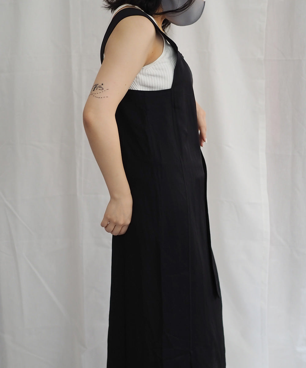 DRESS WITH WIDE SHOULDER STRAP